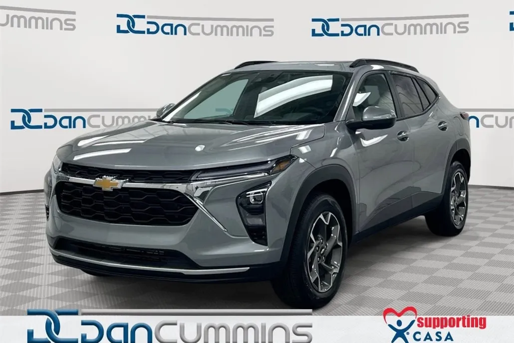 2026 Chevrolet Trax LT photo 1