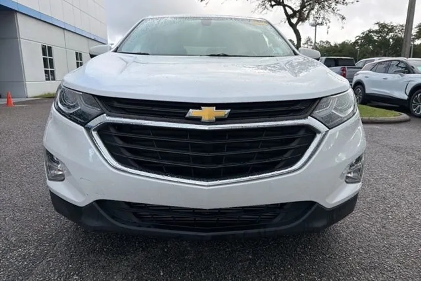2019 Chevrolet Equinox LT photo 1