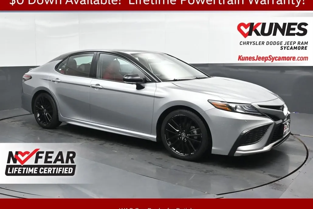 2023 Toyota Camry XSE photo 1