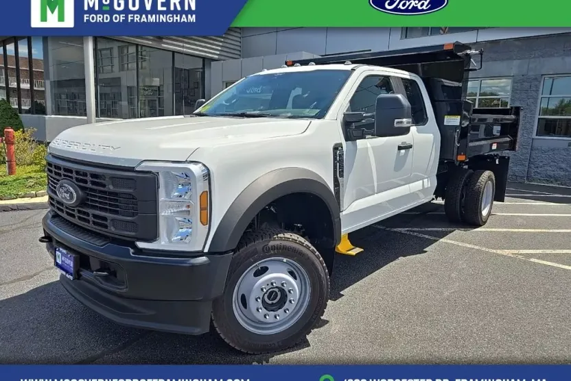 2025 Ford F-550 XL photo 1