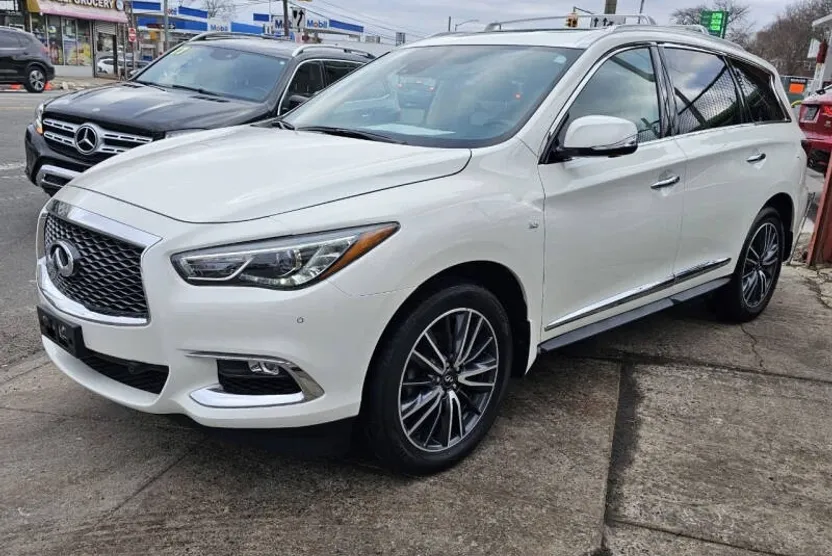 2020 Infiniti QX60 photo 1