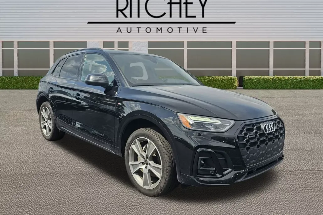 2025 Audi Q5 S line Premium photo 1
