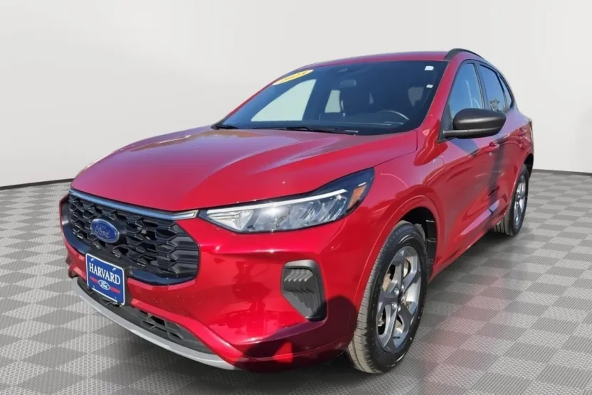 2023 Ford Escape ST-Line photo 1