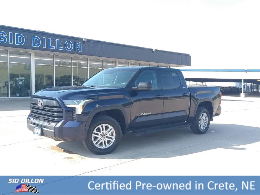 2023 Toyota Tundra SR5 photo 1