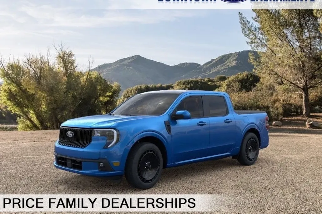 2025 Ford Maverick photo 1