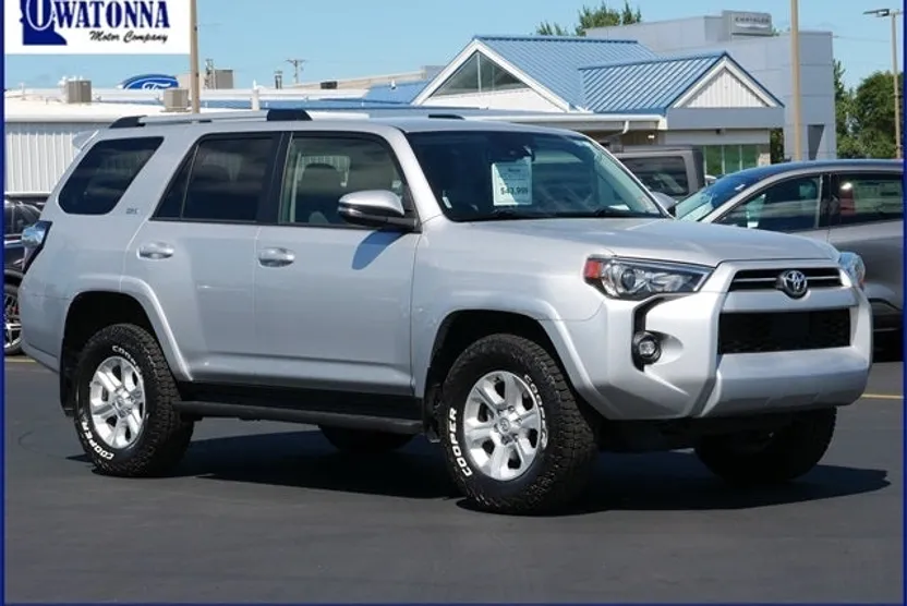 2024 Toyota 4Runner SR5 Premium photo 1