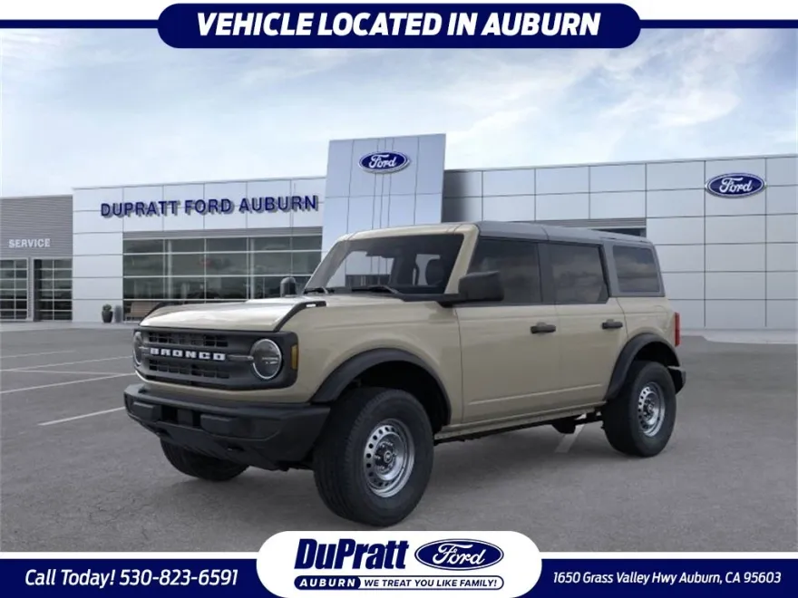 2025 Ford Bronco Base photo 1