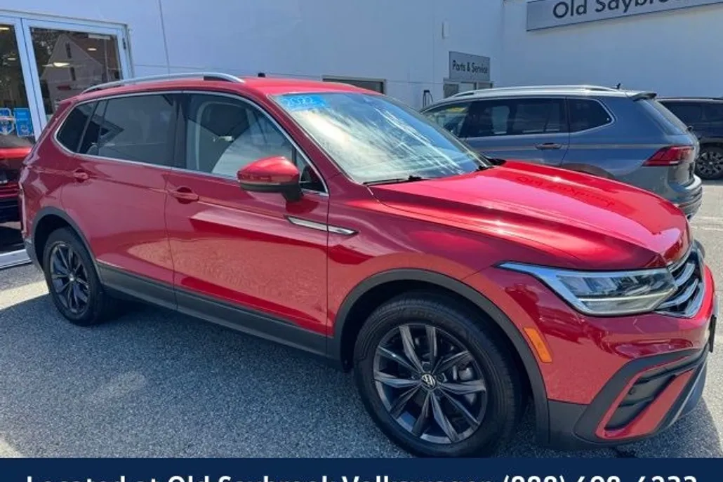 2022 Volkswagen Tiguan SE photo 1