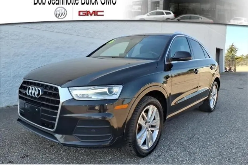 2016 Audi Q3 Premium Plus photo 1