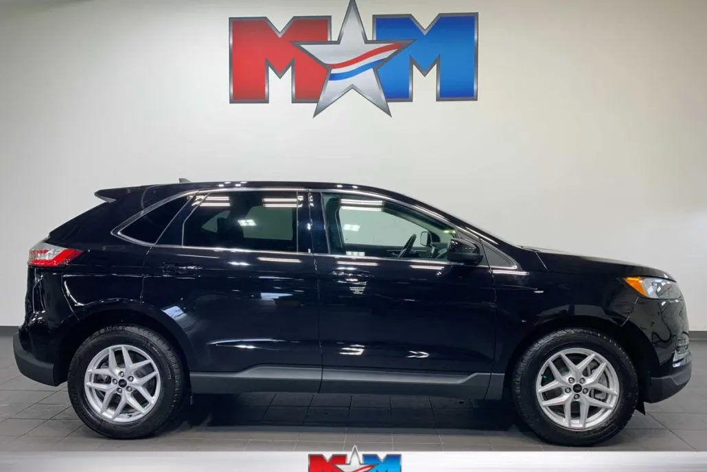 2024 Ford Edge SEL photo 1