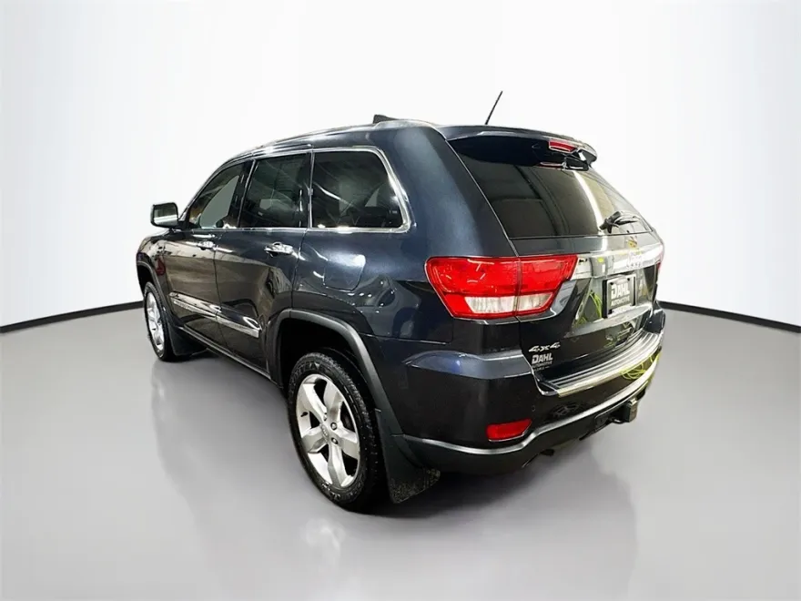 2012 Jeep Grand Cherokee Overland photo 1