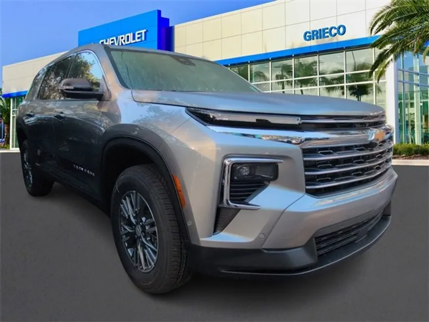 2026 Chevrolet Traverse photo 1