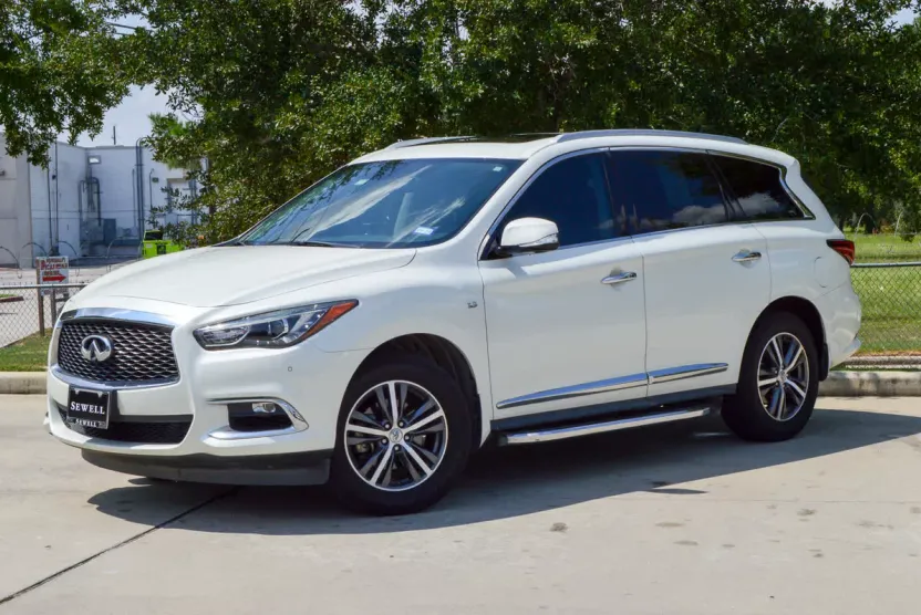 2017 Infiniti QX60 photo 1