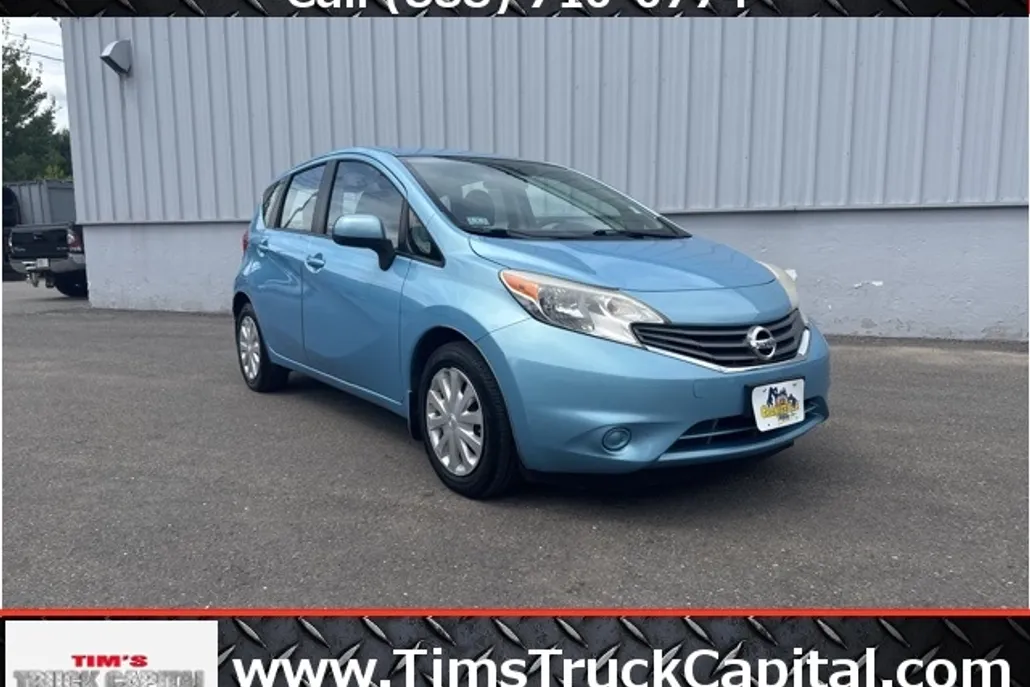 2014 Nissan Versa Note Plus photo 1