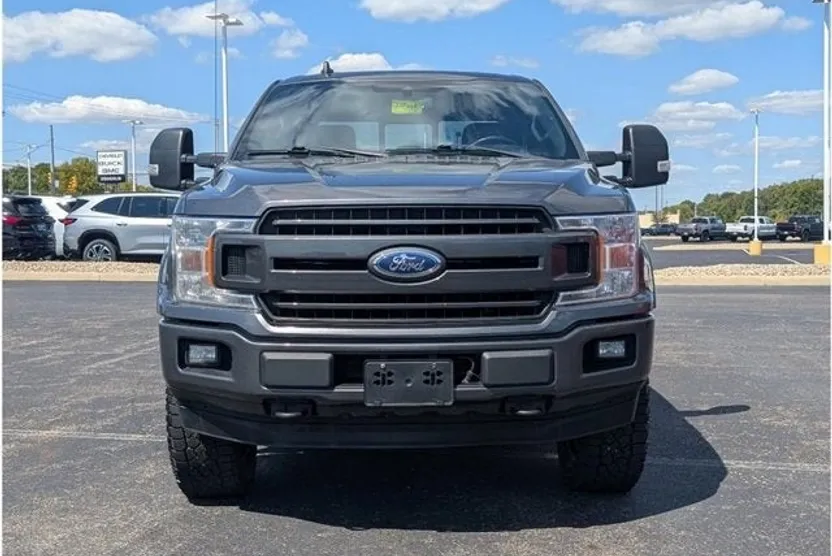 2019 Ford F-150 XLT photo 1