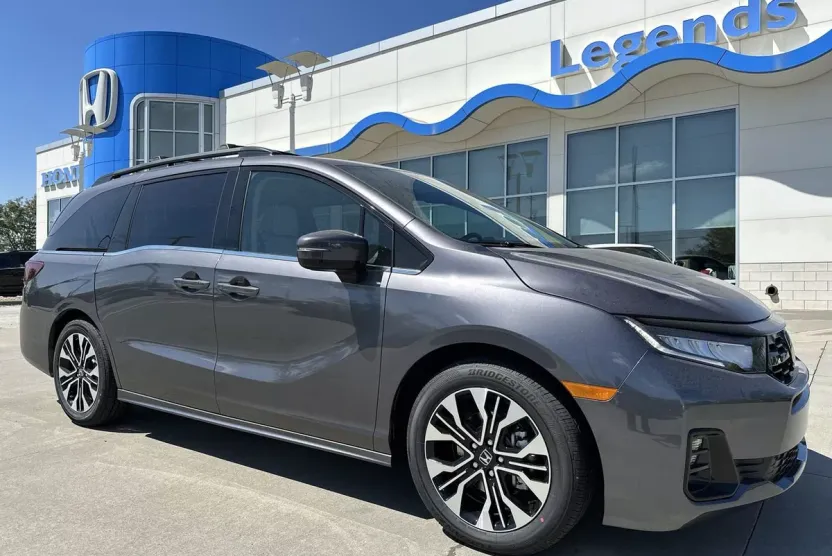 2026 Honda Odyssey Elite photo 1