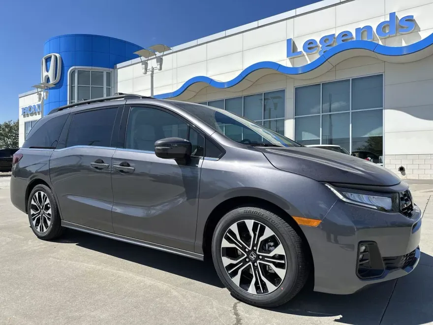 2026 Honda Odyssey Elite photo 1