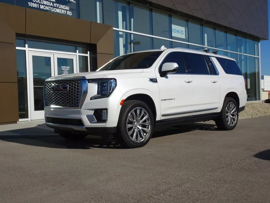 2021 Gmc Yukon XL Denali photo 1