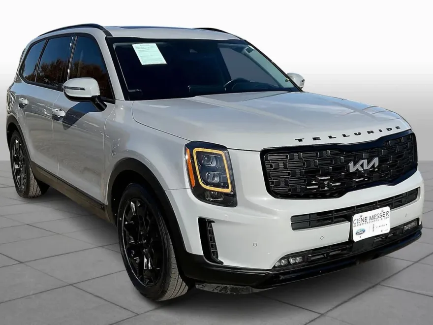 2022 Kia Telluride SX photo 1