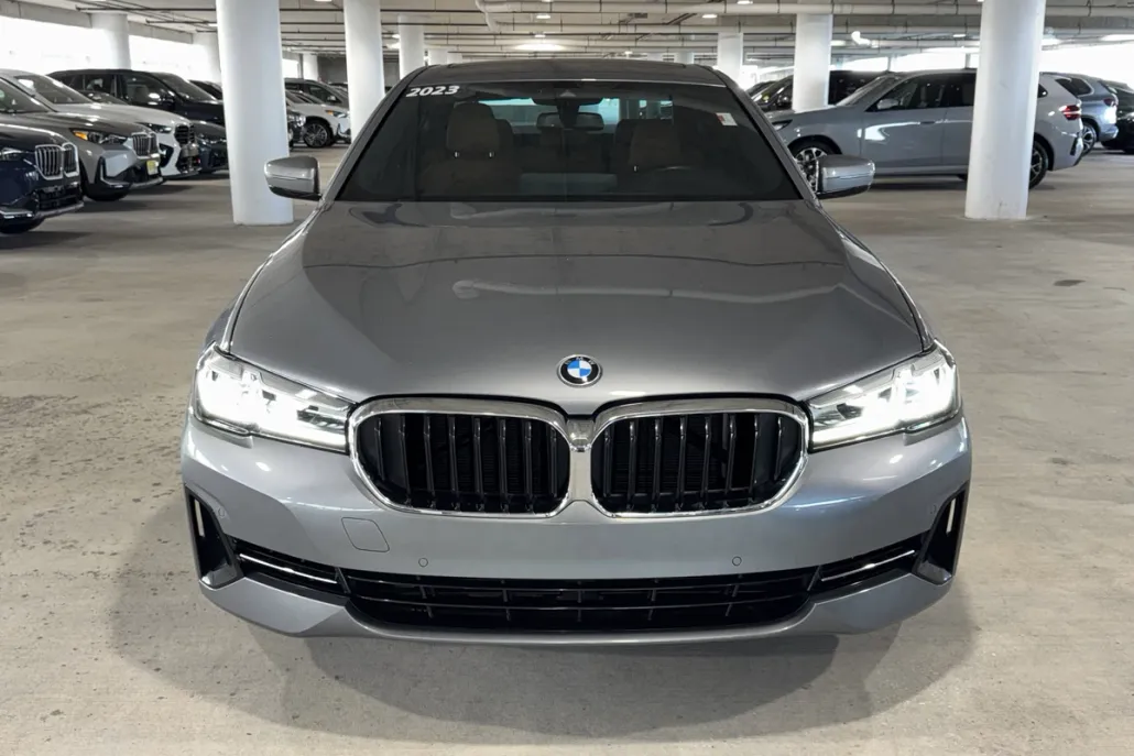 2023 Bmw 540i photo 1