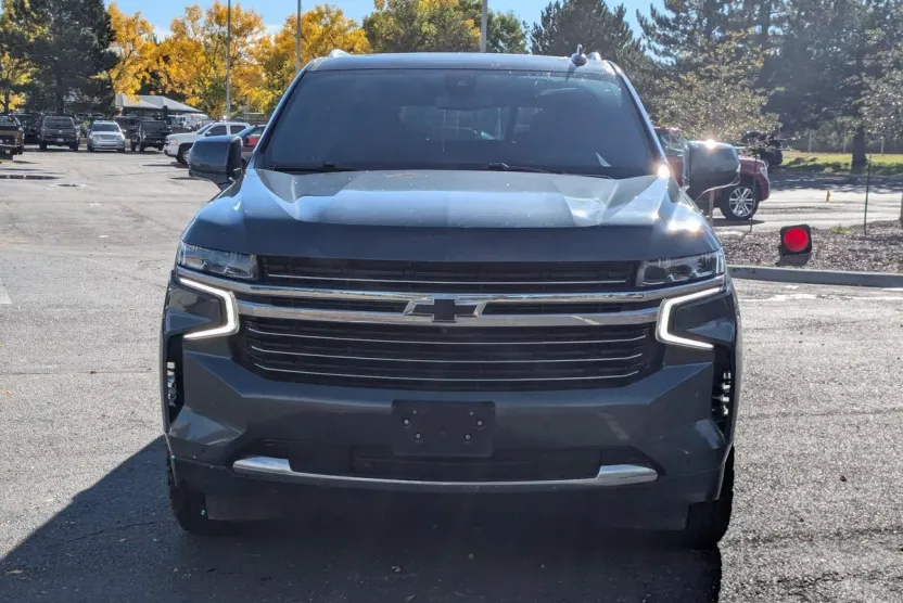 2021 Chevrolet Tahoe LT photo 1
