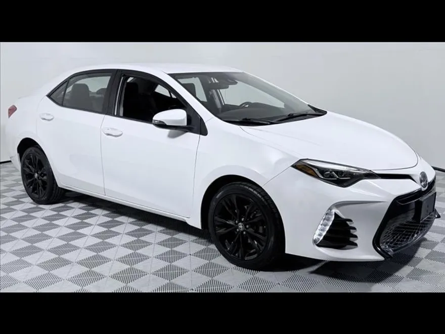 2017 Toyota Corolla XLE XSE Special Edition photo 1