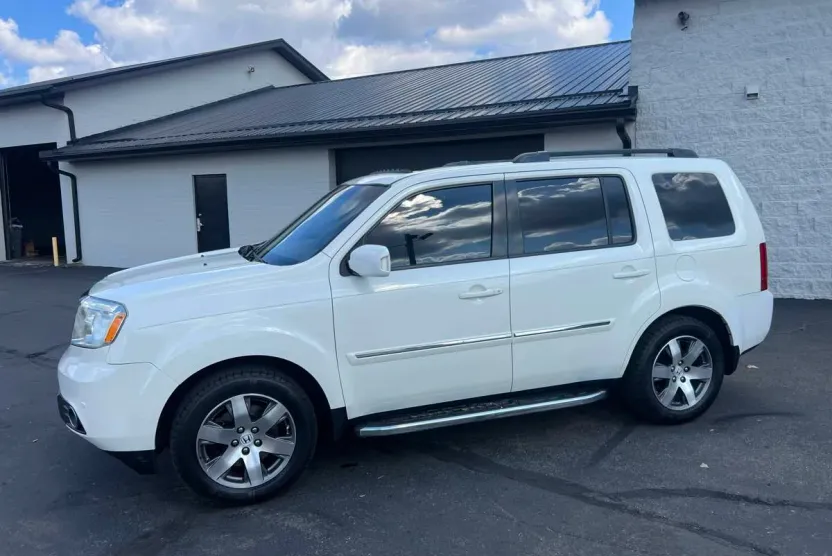 2015 Honda Pilot Touring photo 1