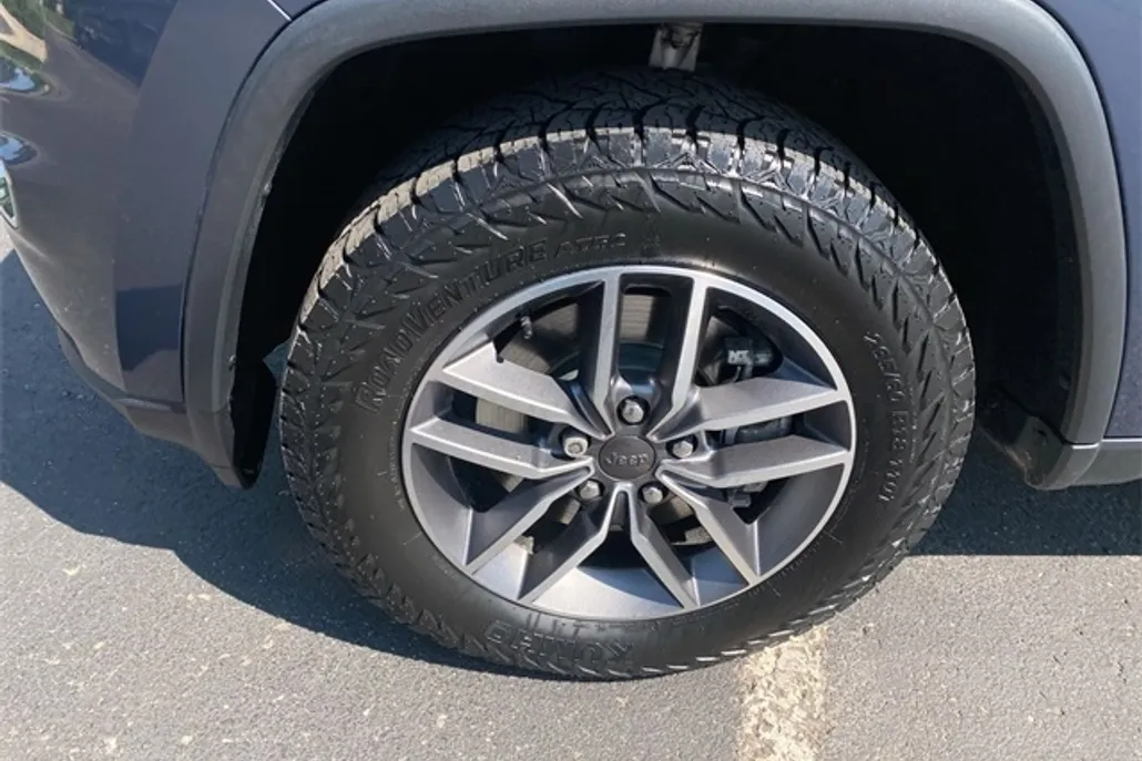 2021 Jeep Grand Cherokee Limited photo 1