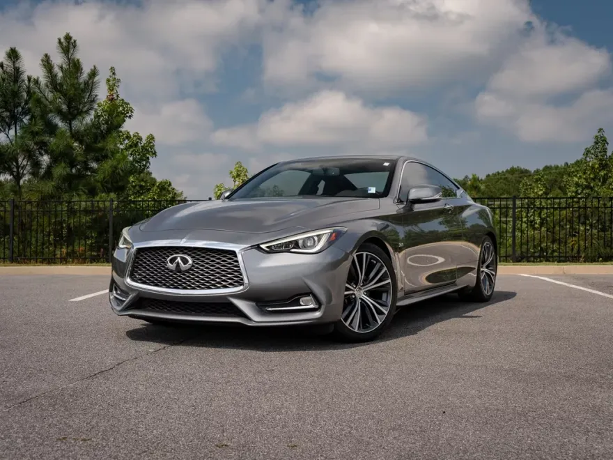 2018 Infiniti Q60 3.0t Luxe photo 1