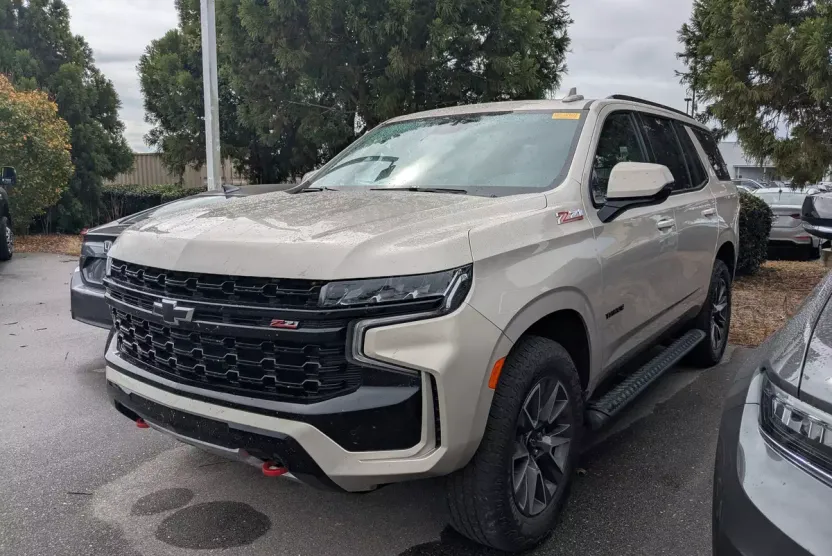 2023 Chevrolet Tahoe Z71 photo 1
