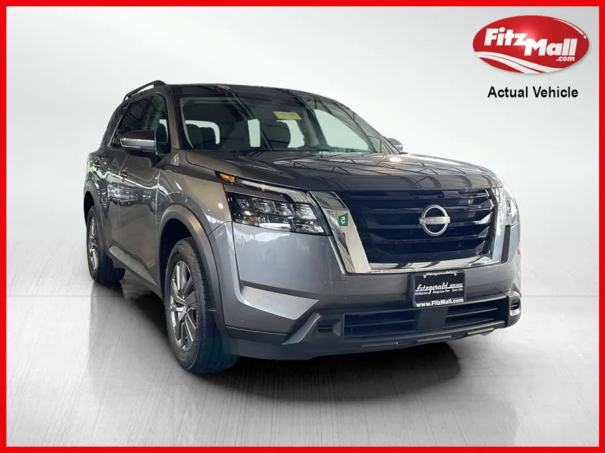 2024 Nissan Pathfinder SV photo 1