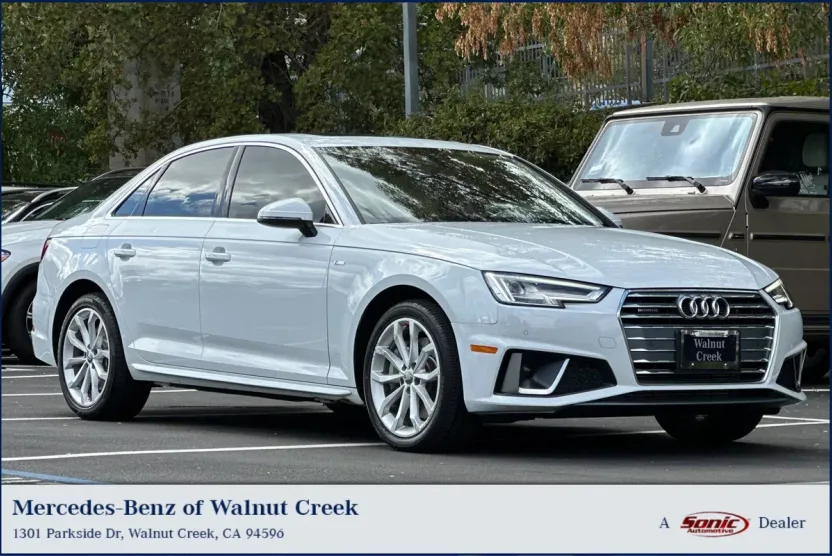 2019 Audi A4 Premium Plus 45 TFSI Quattro photo 1