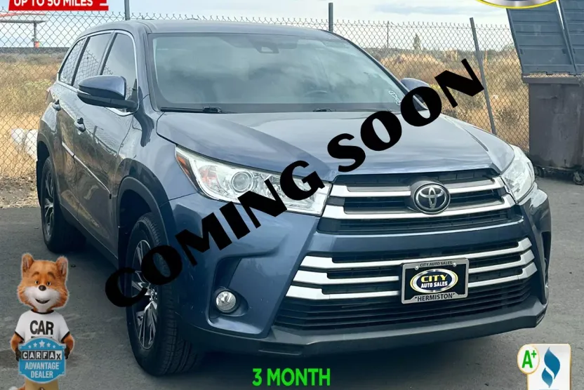 2019 Toyota Highlander LE Plus photo 1