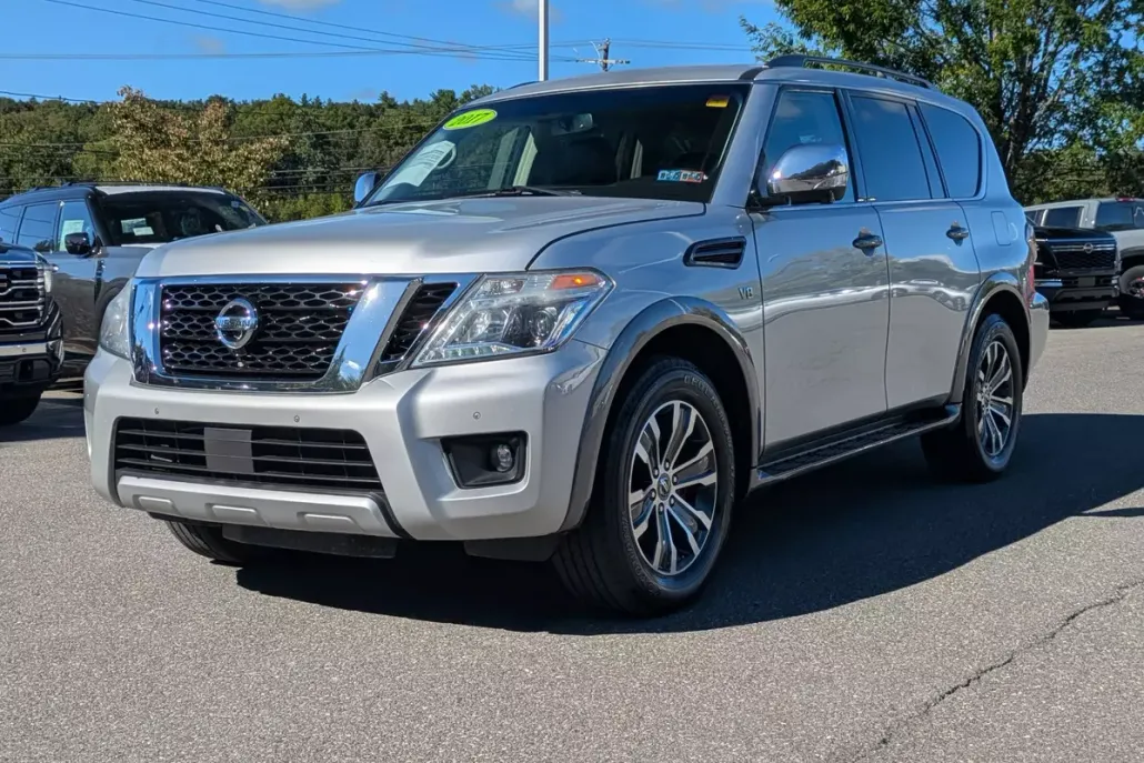 2017 Nissan Armada SL photo 1