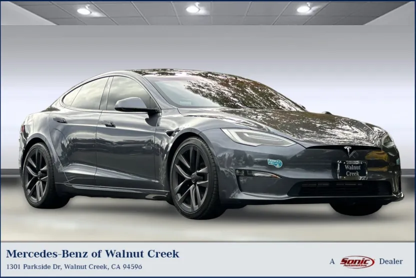 2021 Tesla Model S Plaid photo 1