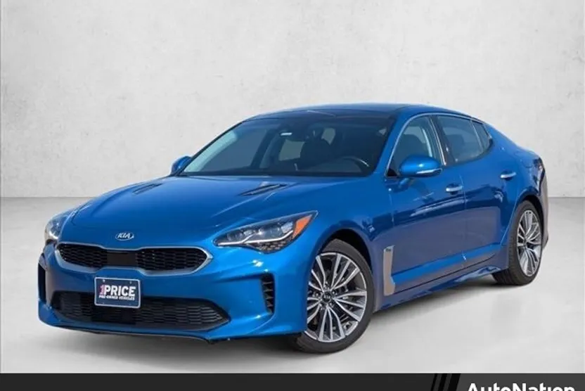 2019 Kia Stinger Premium photo 1
