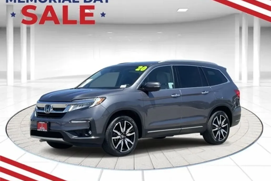 2020 Honda Pilot Touring photo 1