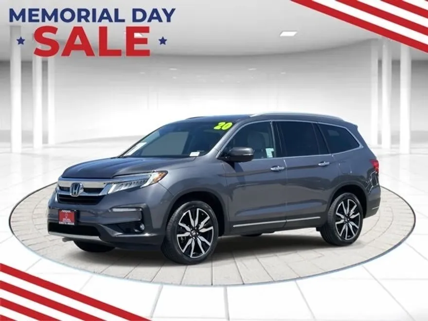 2020 Honda Pilot Touring photo 1