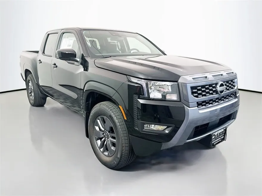 2025 Nissan Frontier SV photo 1