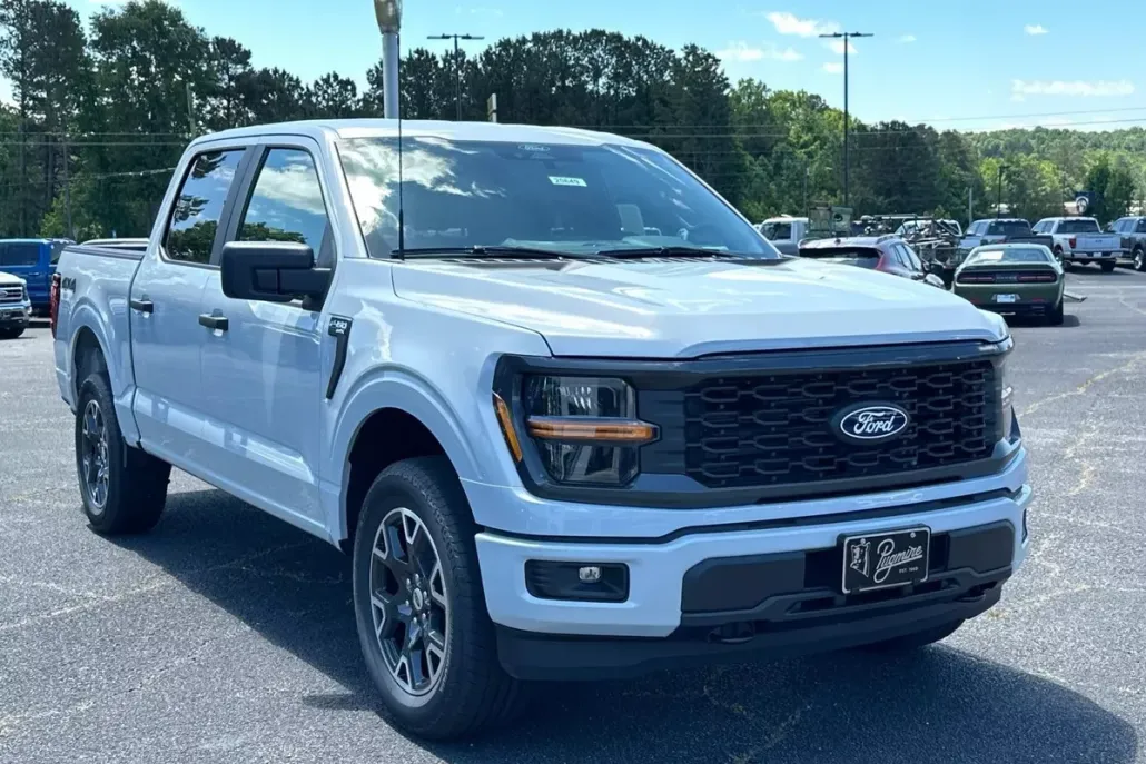 2025 Ford F-150 STX photo 1