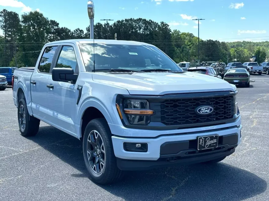 2025 Ford F-150 STX photo 1