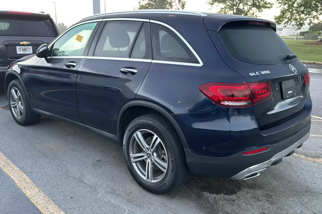 2021 Mercedes Benz GLC 300 photo 1