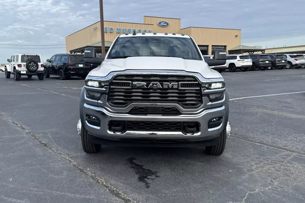 2025 Ram 4500 Tradesman photo 1