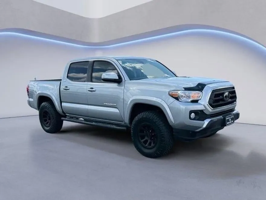2023 Toyota Tacoma SR5 Double Cab V6 photo 1