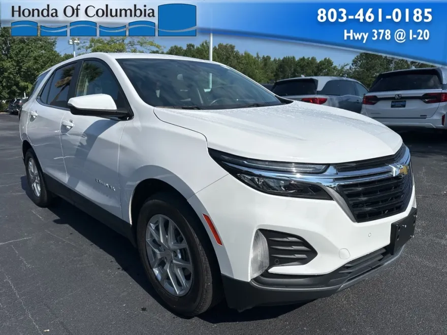 2022 Chevrolet Equinox LT photo 1