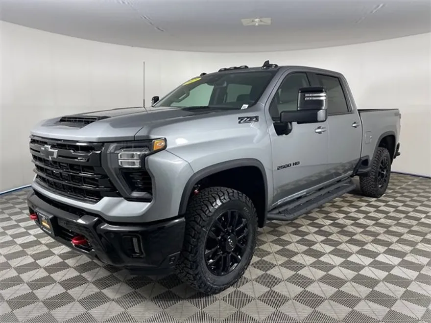 2025 Chevrolet Silverado 2500HD LT photo 1