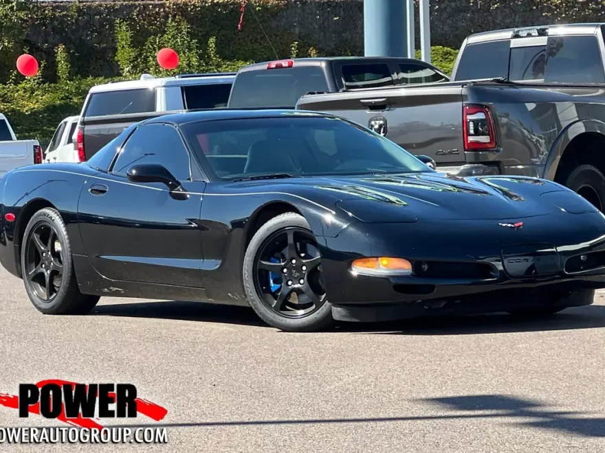 2001 Chevrolet Corvette Base photo 1