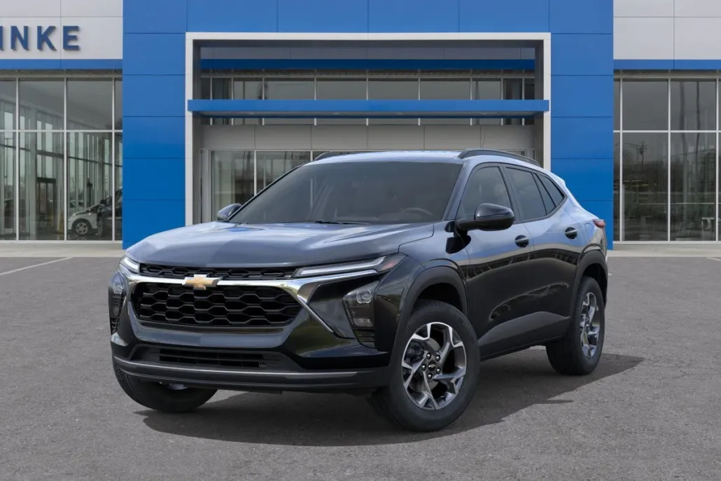 2026 Chevrolet Trax LT photo 1