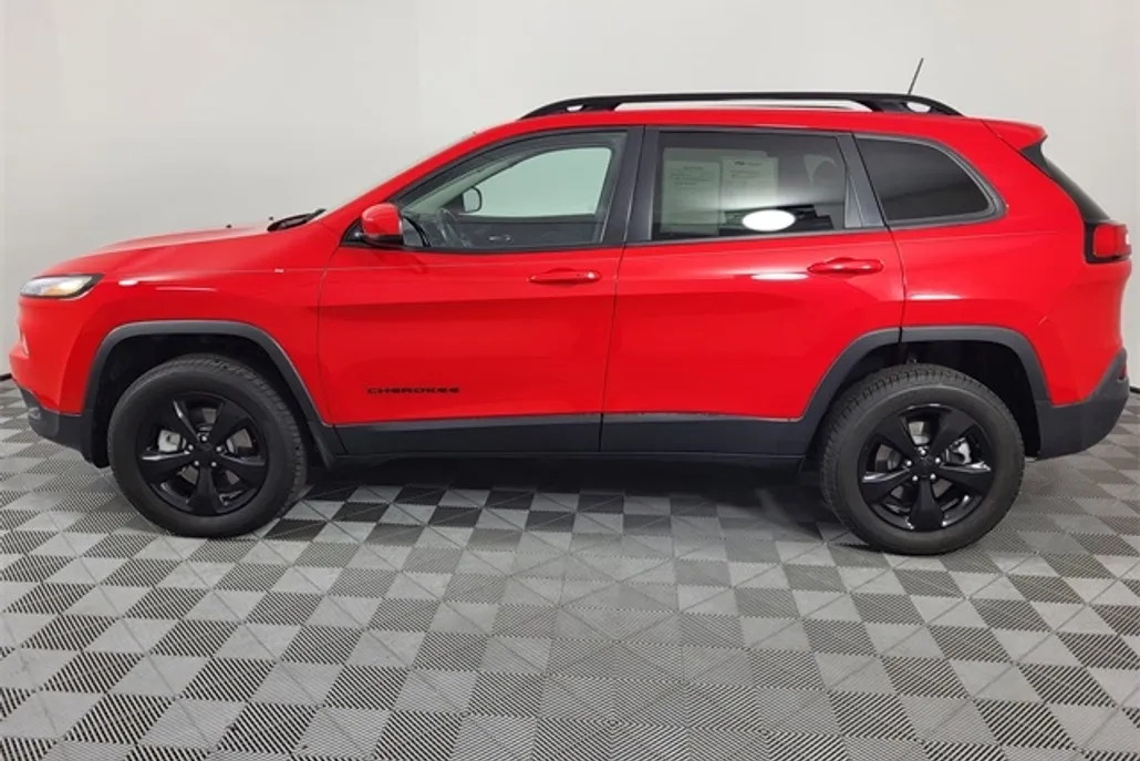 2017 Jeep Cherokee Limited photo 1