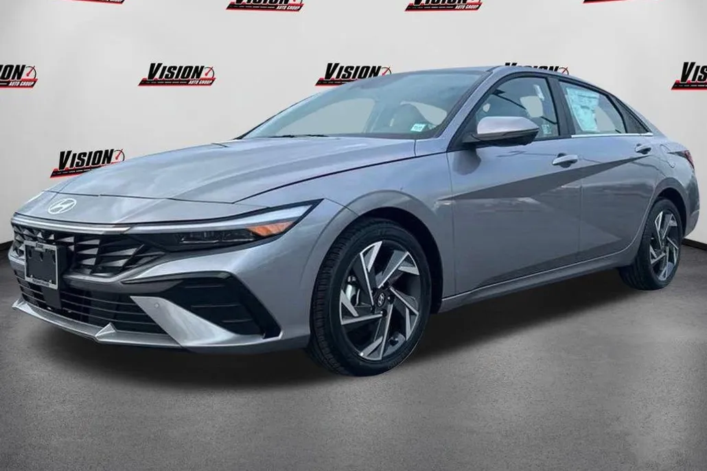 2024 Hyundai Elantra Limited photo 1
